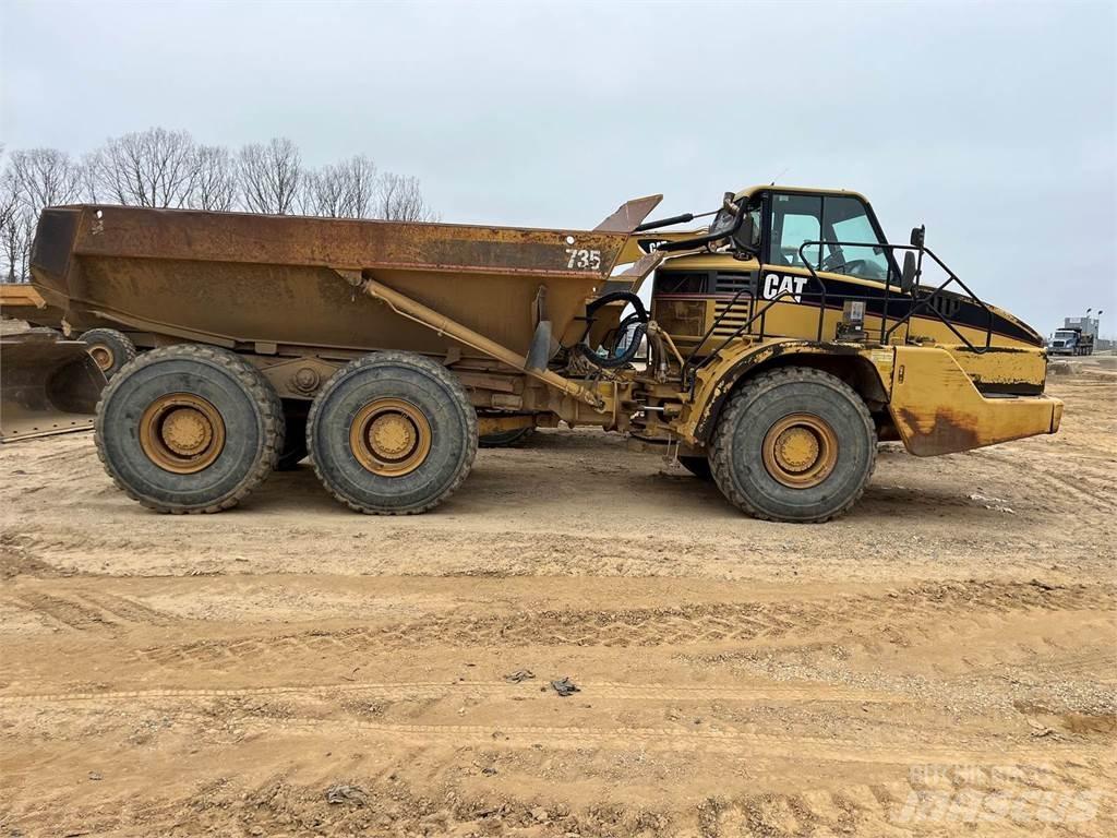 CAT 735 Belden kirma kaya kamyonu