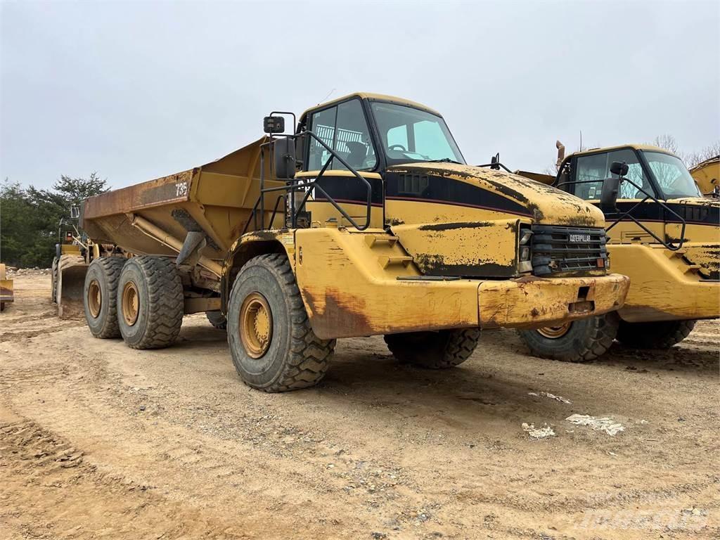 CAT 735 Belden kirma kaya kamyonu
