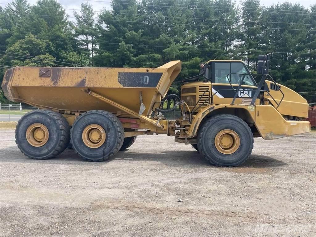 CAT 740 Belden kirma kaya kamyonu
