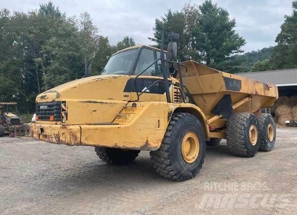 CAT 740 Belden kirma kaya kamyonu
