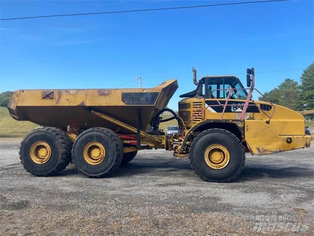 CAT 740 Belden kirma kaya kamyonu