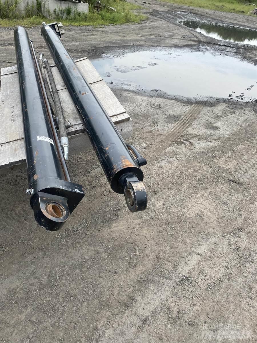 CAT 740B Diger aksam