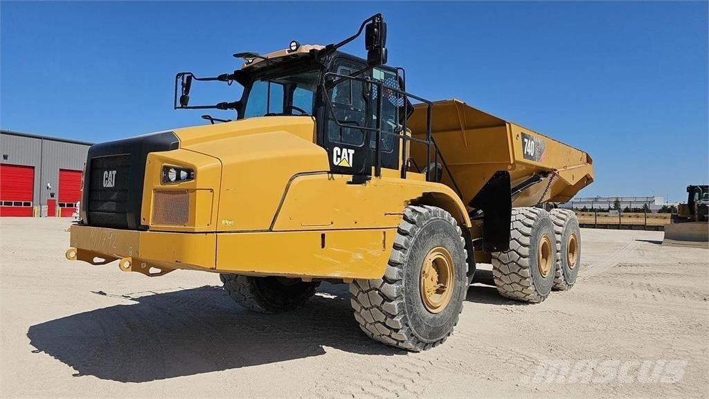 CAT 740GC Belden kirma kaya kamyonu