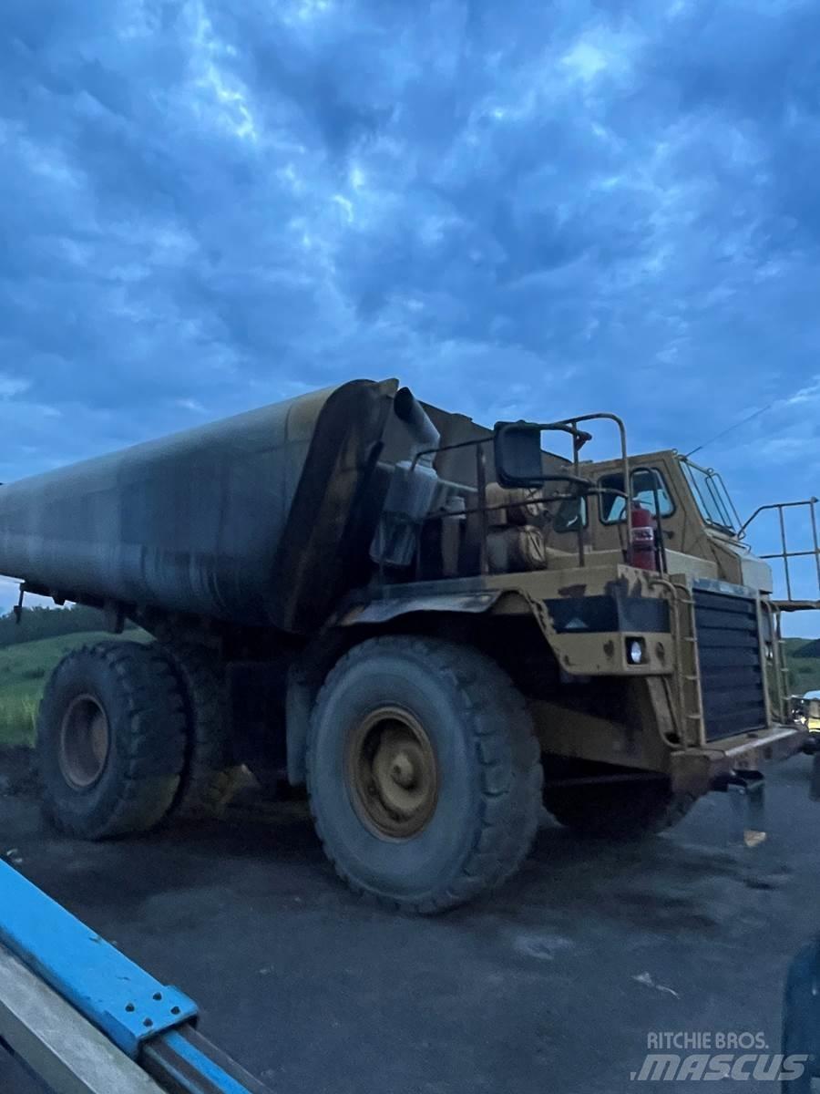 CAT 773B Tankerli kamyonlar