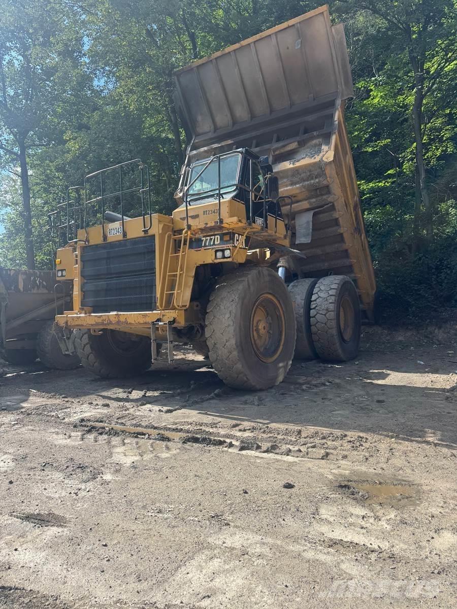 CAT 777D Belden kirma kaya kamyonu