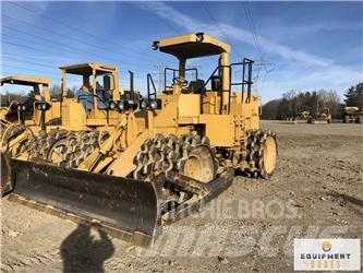 CAT 815B Zemin sıkıştırma makineleri