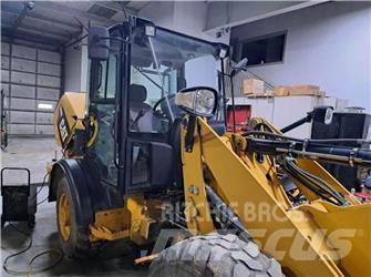 CAT 906H Tekerlekli yükleyiciler
