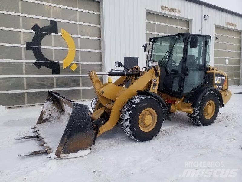CAT 906M Tekerlekli yükleyiciler