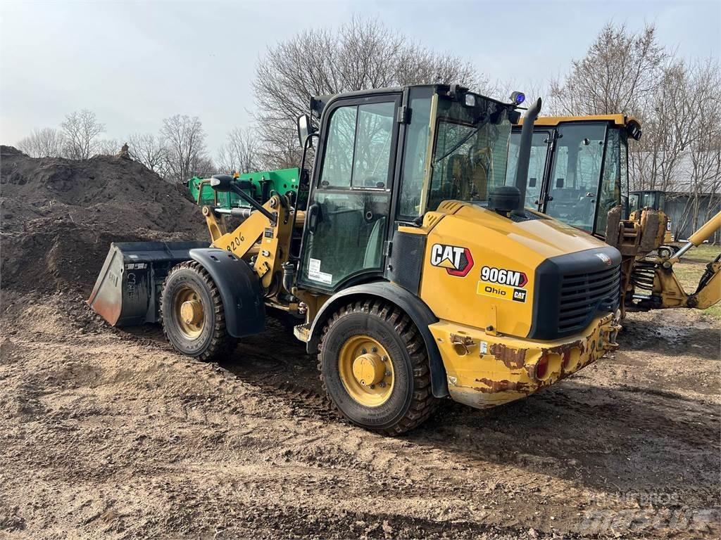 CAT 906M Tekerlekli yükleyiciler