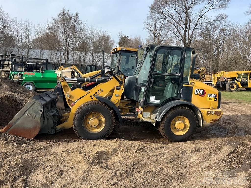 CAT 906M Tekerlekli yükleyiciler