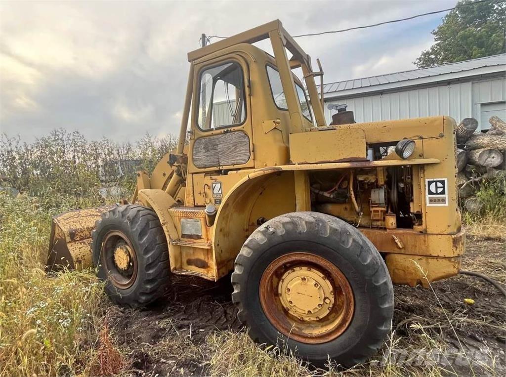 CAT 922B Tekerlekli yükleyiciler