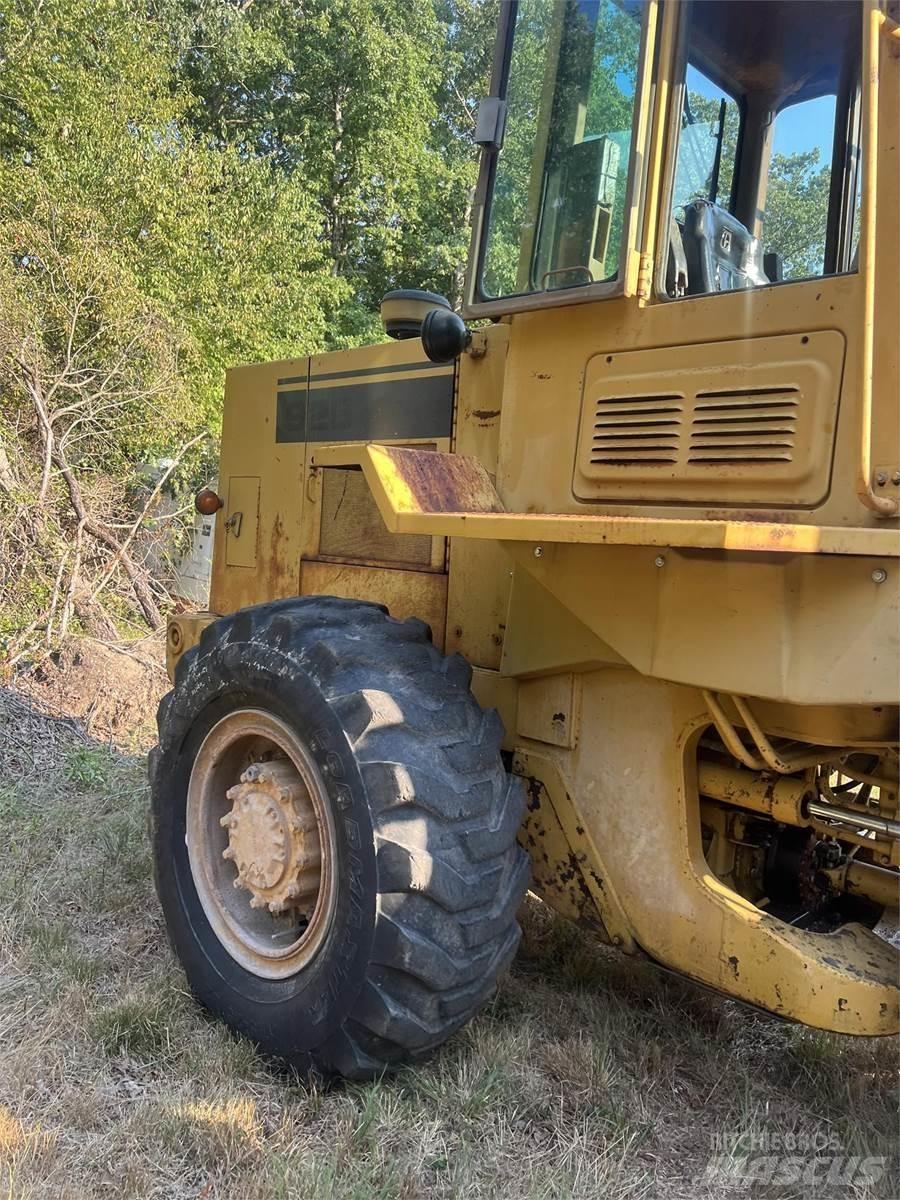 CAT 926 Tekerlekli yükleyiciler
