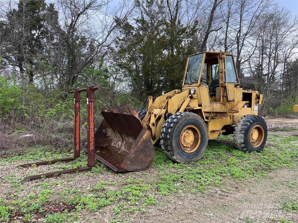 CAT 930 Tekerlekli yükleyiciler