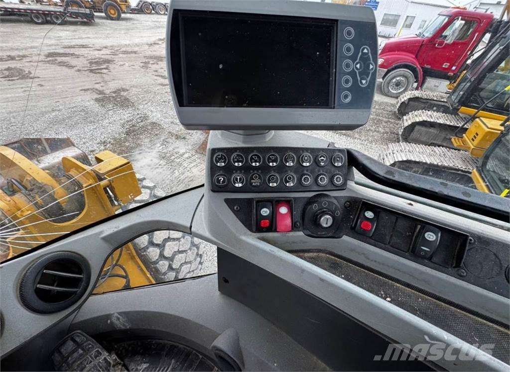 CAT 930K Tekerlekli yükleyiciler
