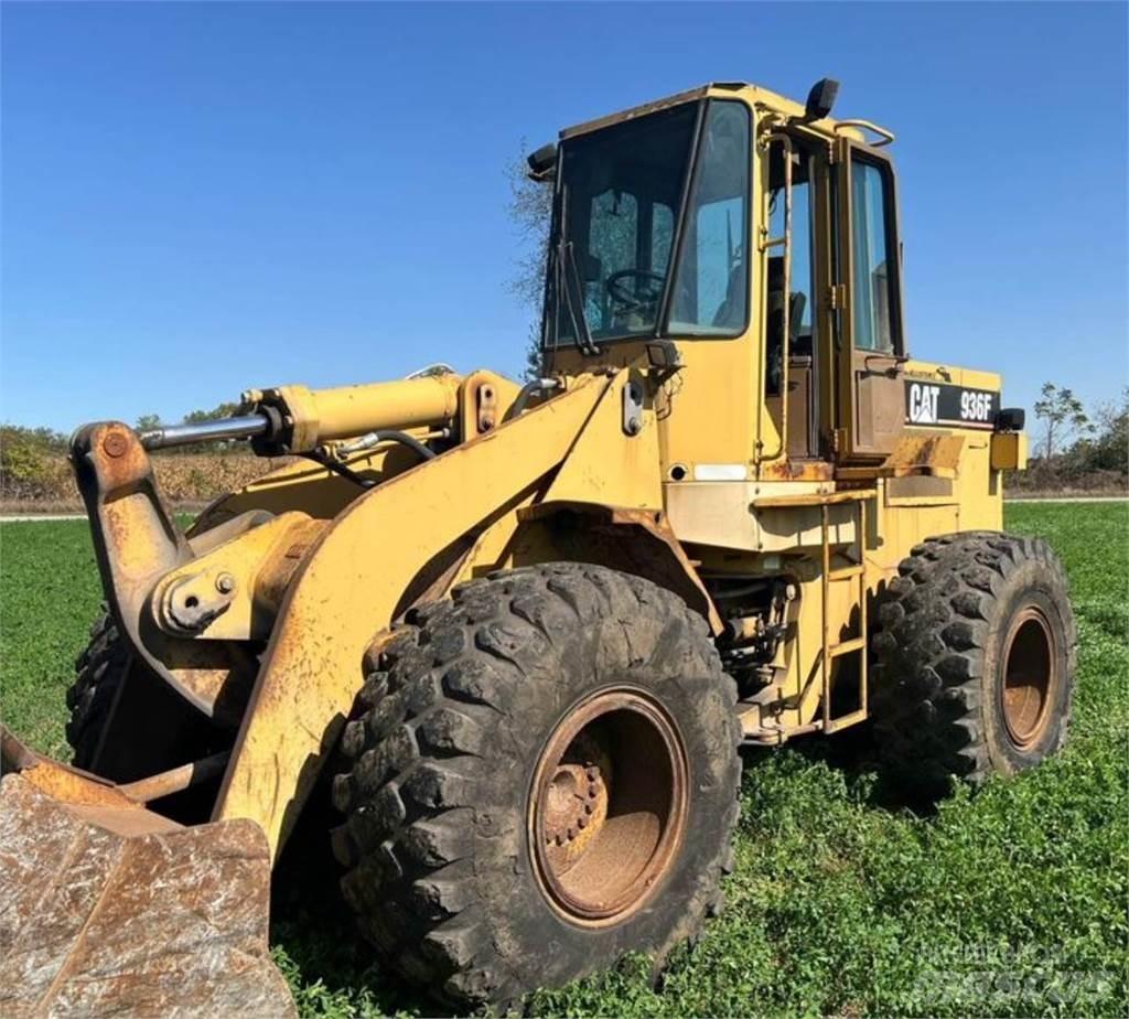 CAT 936F Tekerlekli yükleyiciler