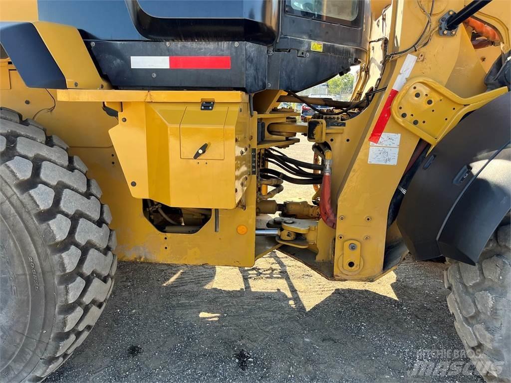 CAT 938M Tekerlekli yükleyiciler