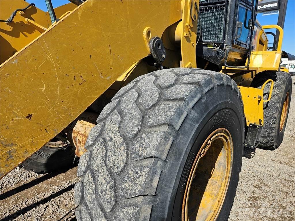 CAT 938M Tekerlekli yükleyiciler
