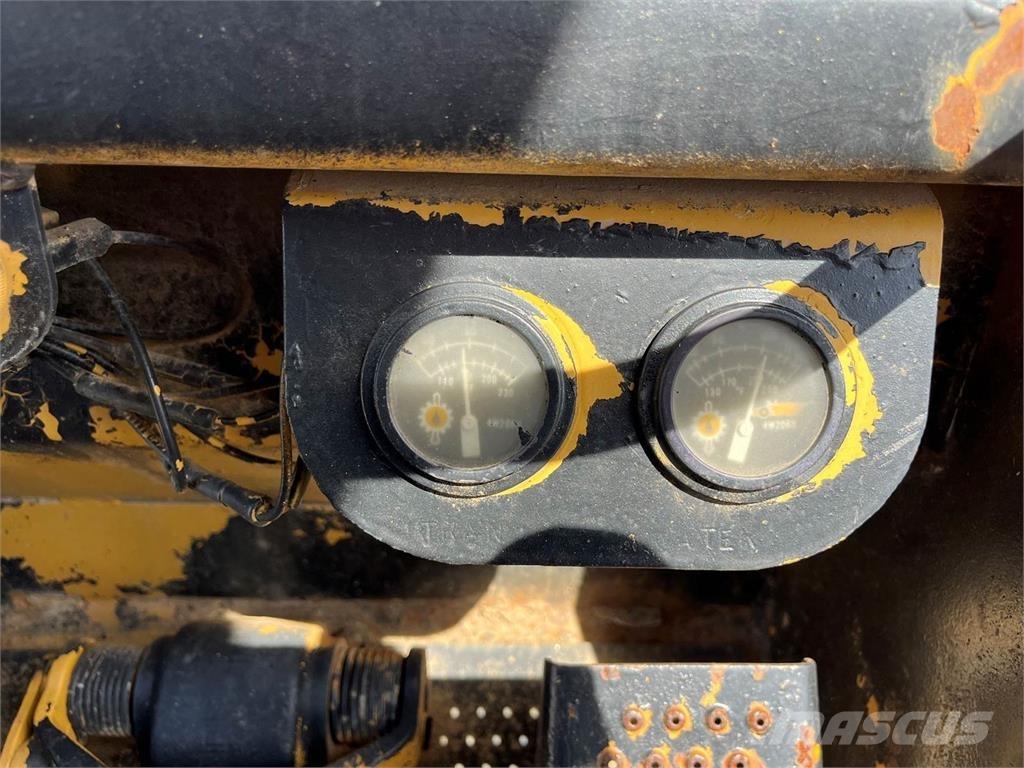 CAT 953 Paletli yükleyiciler