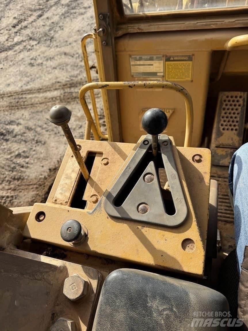CAT 963 Paletli yükleyiciler