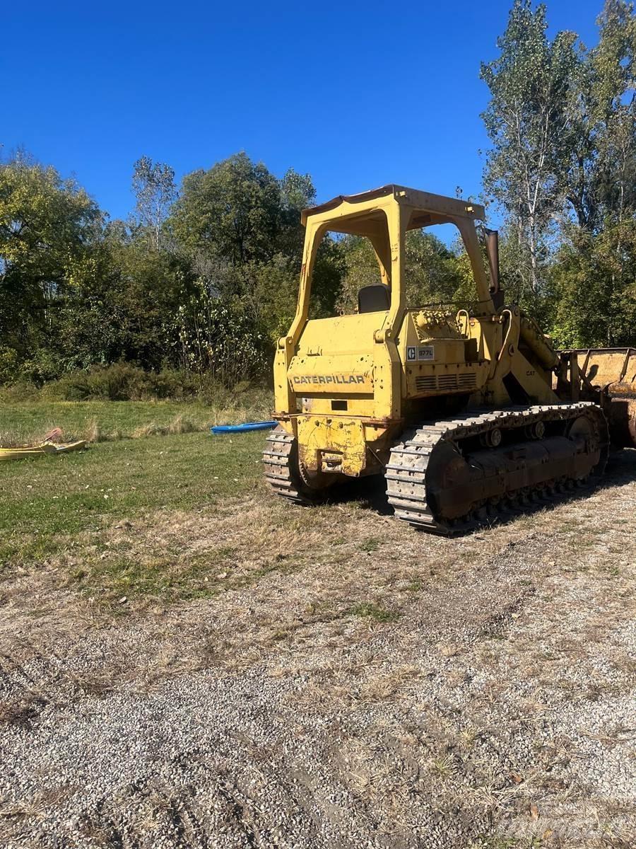CAT 977L Paletli yükleyiciler