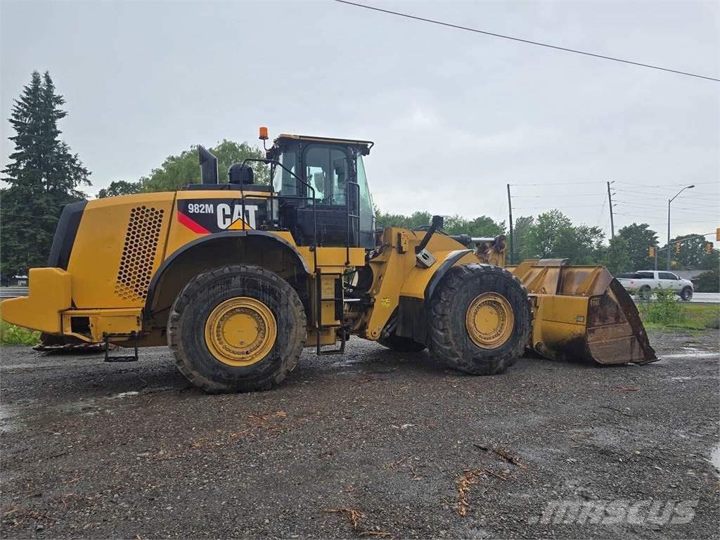 CAT 982M Tekerlekli yükleyiciler