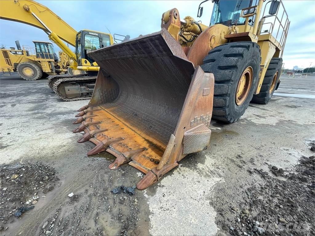 CAT 990 Tekerlekli yükleyiciler