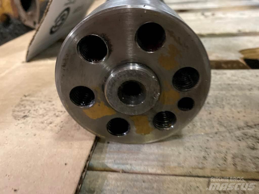 CAT C15 Diger aksam