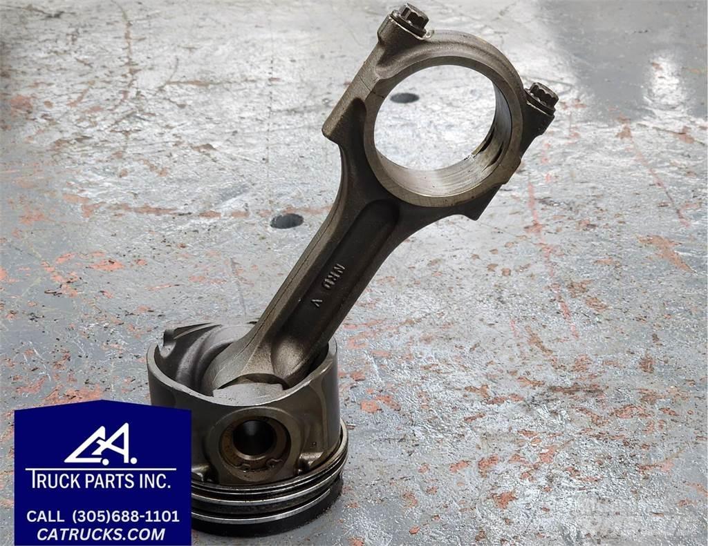 CAT C7 Diger aksam