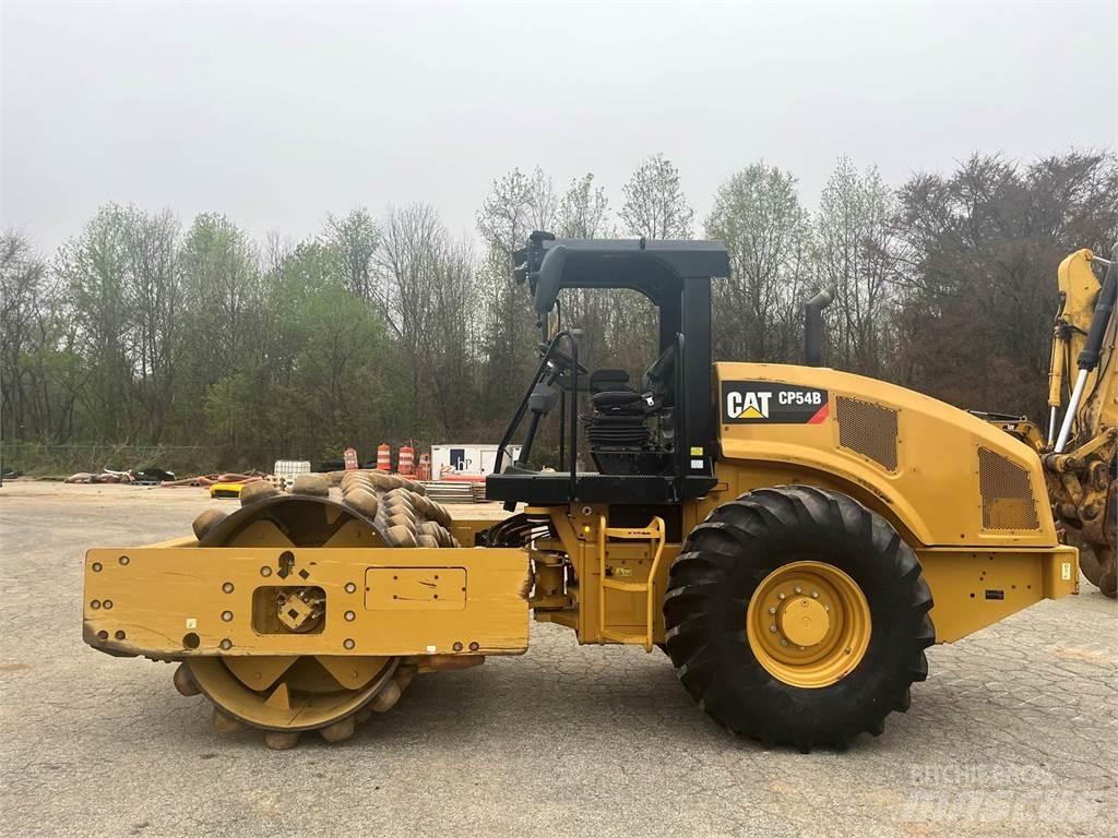 CAT CP54B Tek tamburlu silindirler