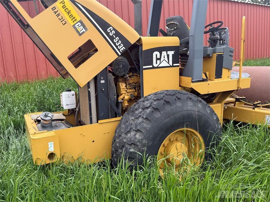 CAT CS533E Tek tamburlu silindirler