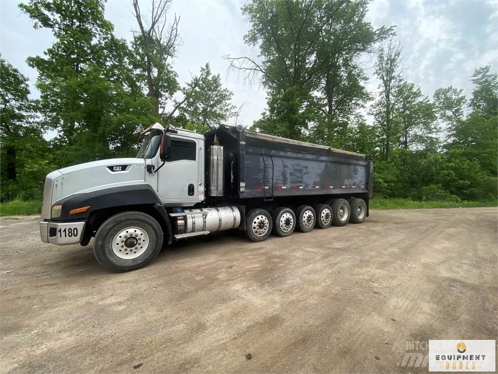 CAT CT660 Damperli kamyonlar