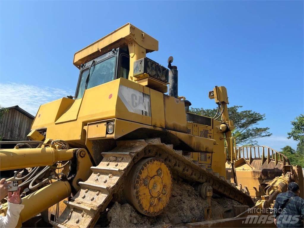 CAT D10T Paletli dozerler