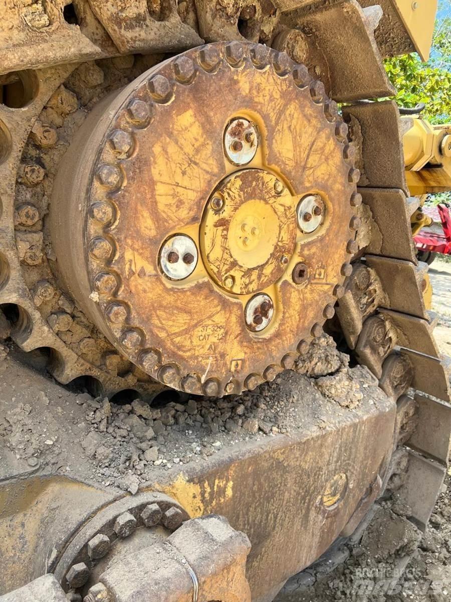 CAT D10T Paletli dozerler