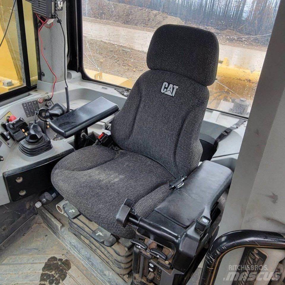 CAT D10T Paletli dozerler