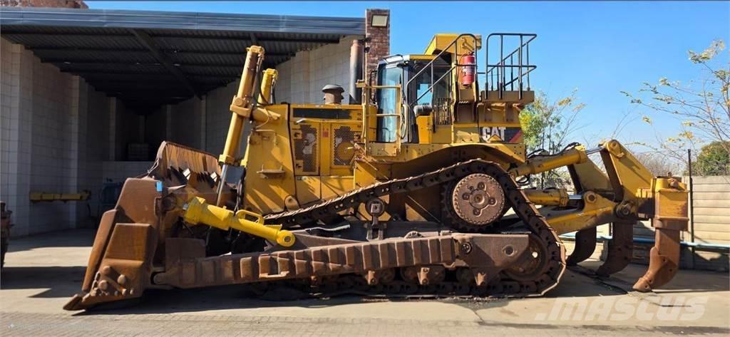 CAT D10T Paletli dozerler