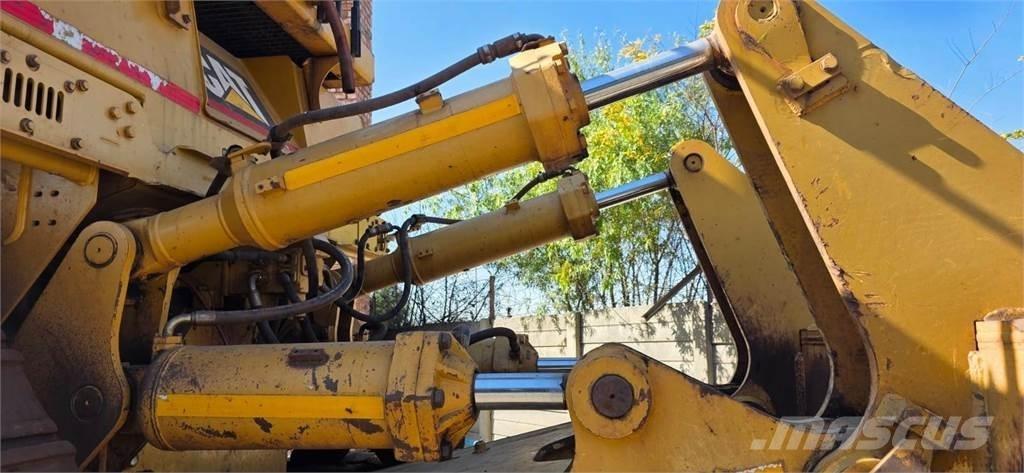 CAT D10T Paletli dozerler