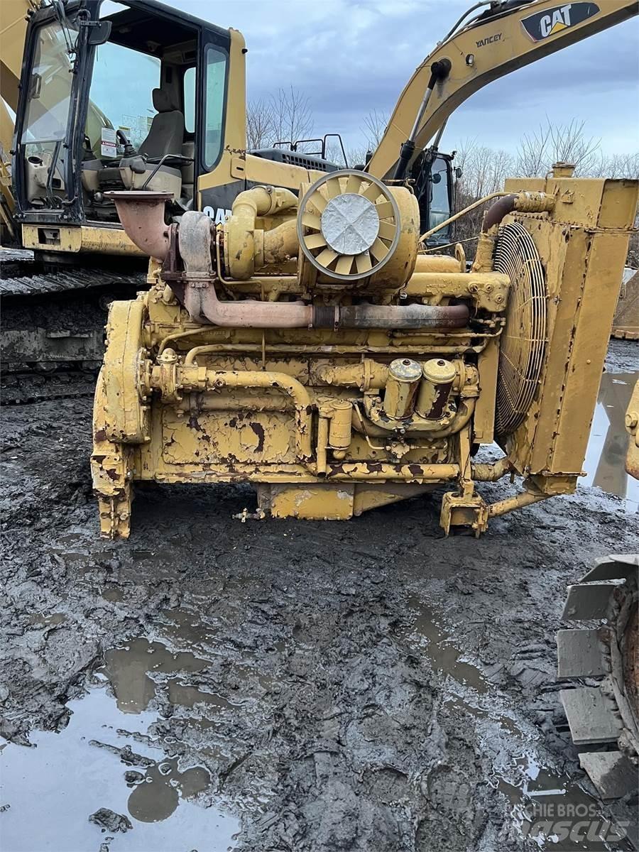 CAT D353 Motorlar