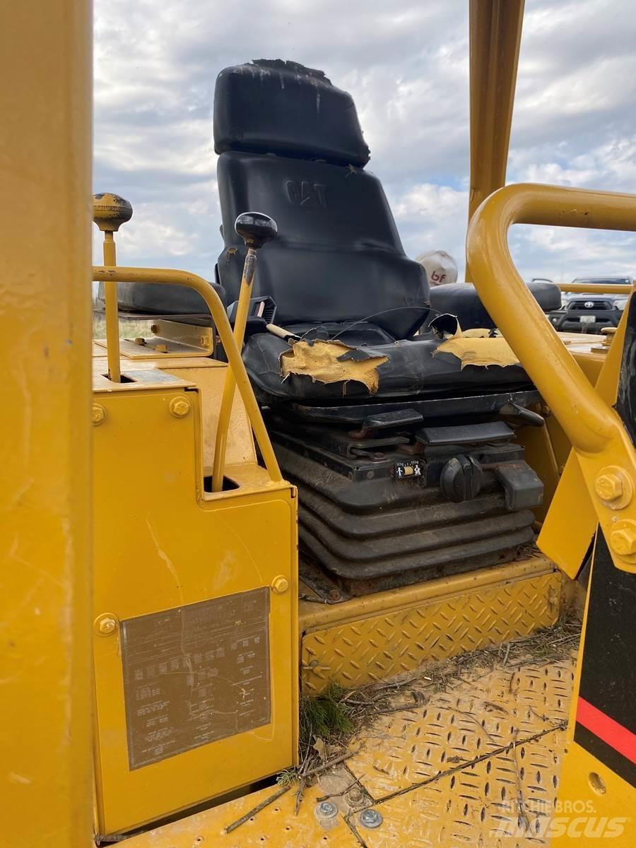 CAT D3C Paletli dozerler