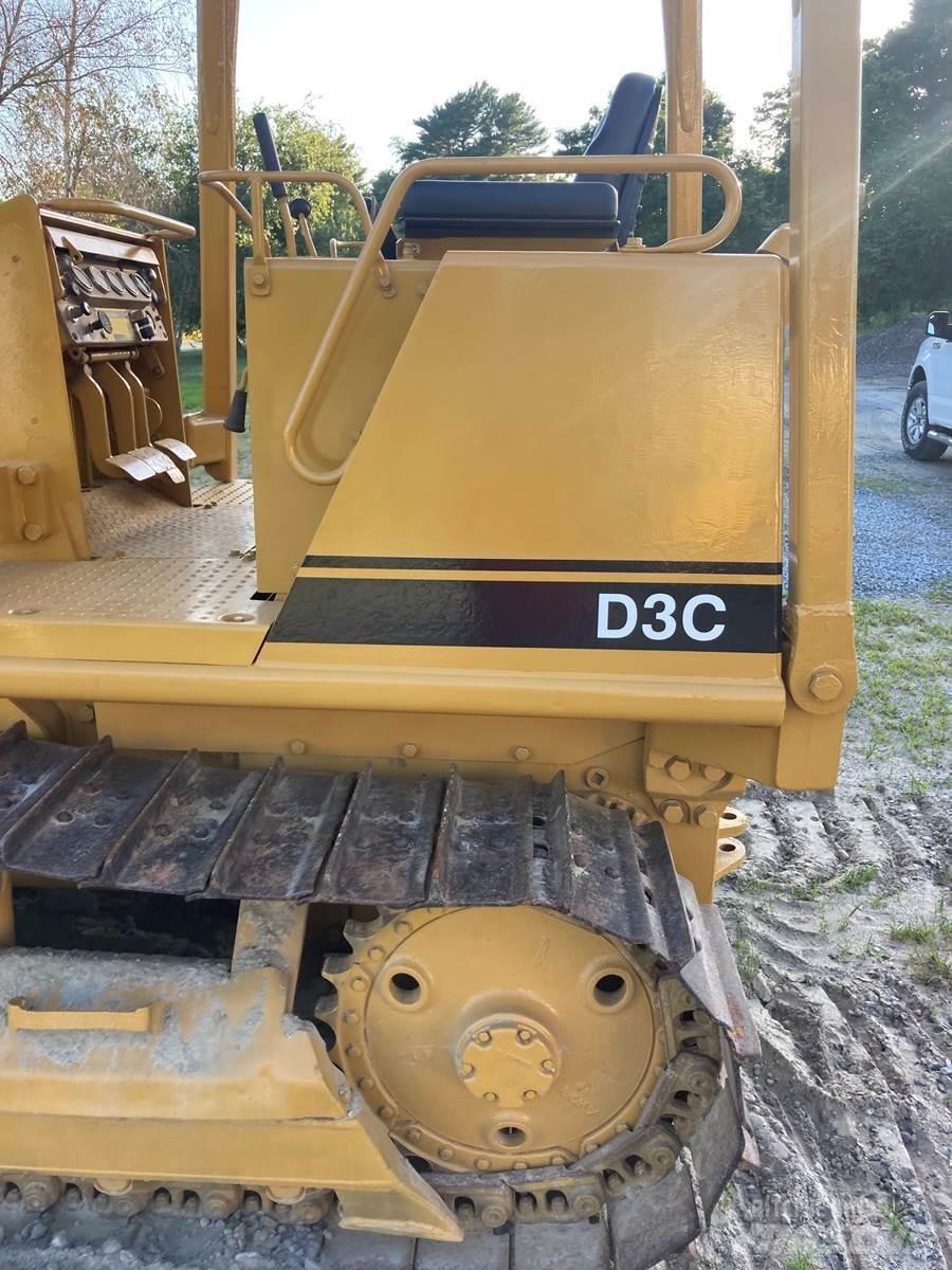 CAT D3C Paletli dozerler