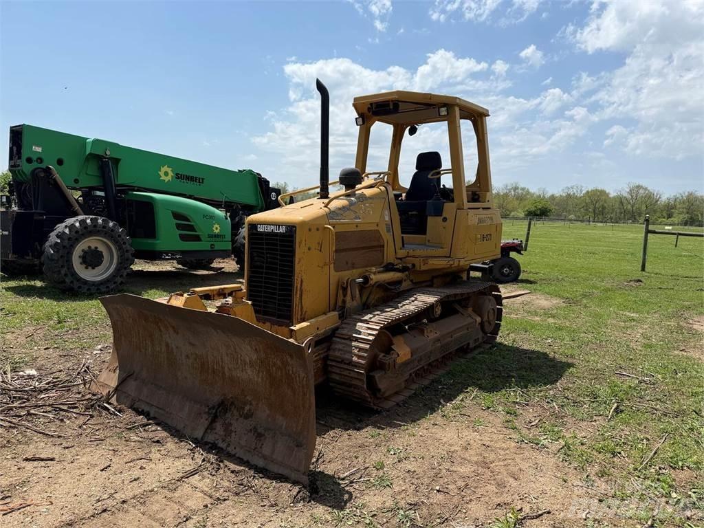 CAT D3G XL Paletli dozerler