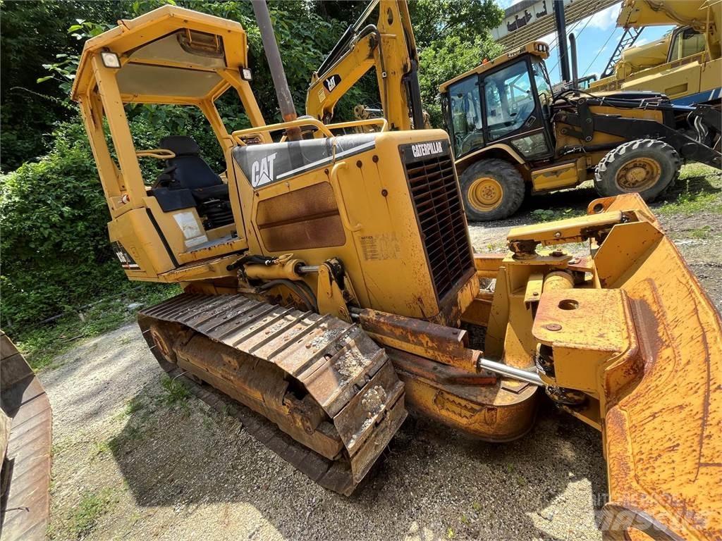 CAT D3G XL Paletli dozerler