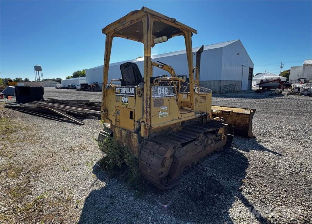 CAT D4C Paletli dozerler