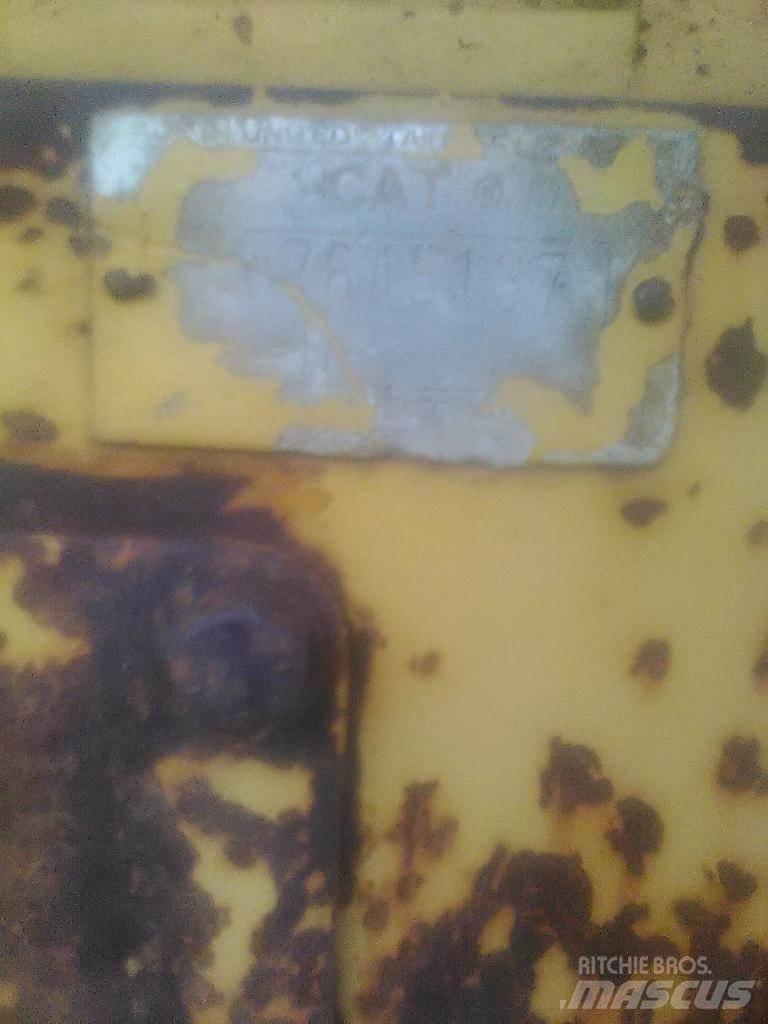 CAT D4D Paletli dozerler