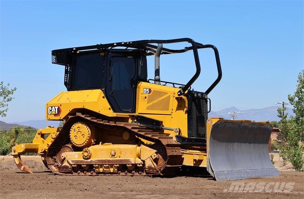 CAT D5 XL Paletli dozerler