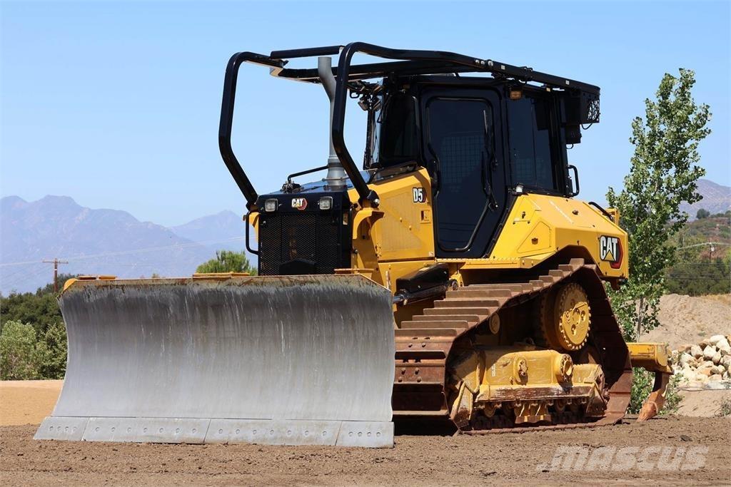 CAT D5 XL Paletli dozerler