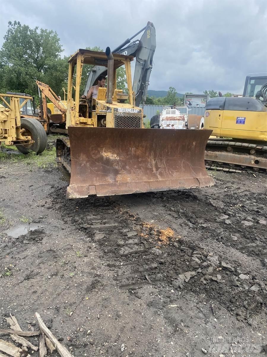 CAT D5C Paletli dozerler