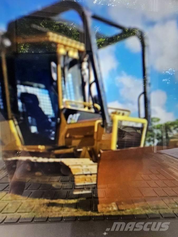 CAT D5G XL Paletli dozerler