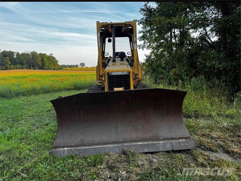 CAT D5G XL Paletli dozerler