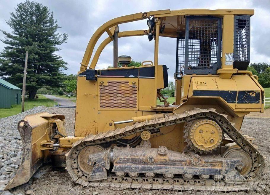 CAT D5M Paletli dozerler