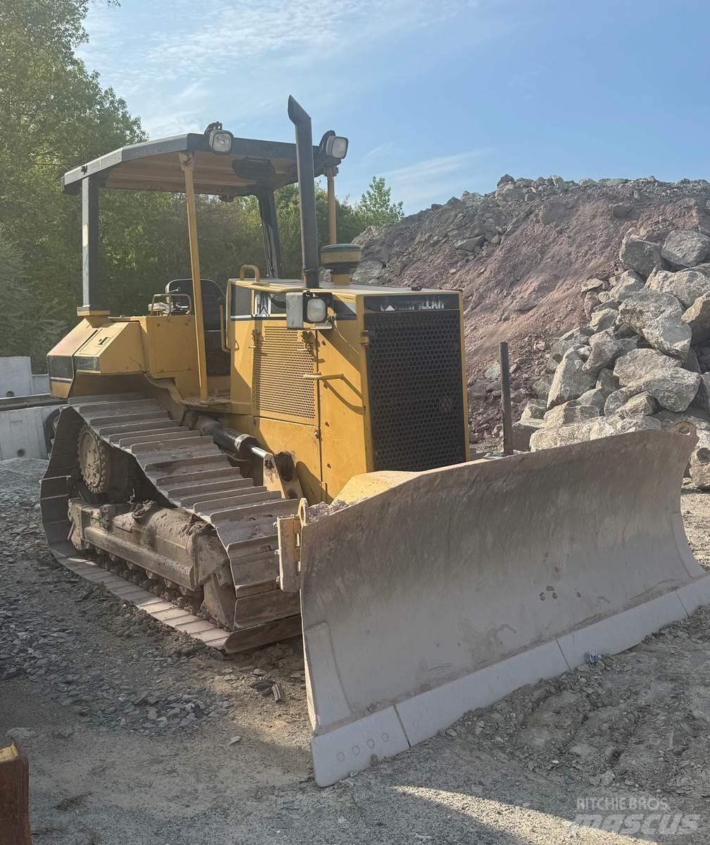 CAT D5M Paletli dozerler